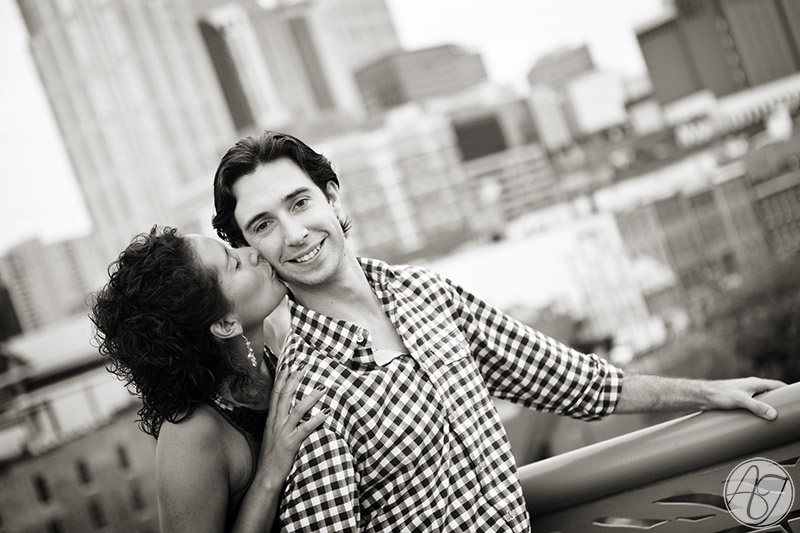 Nashville engagement session on the pedestrian bridge 3
