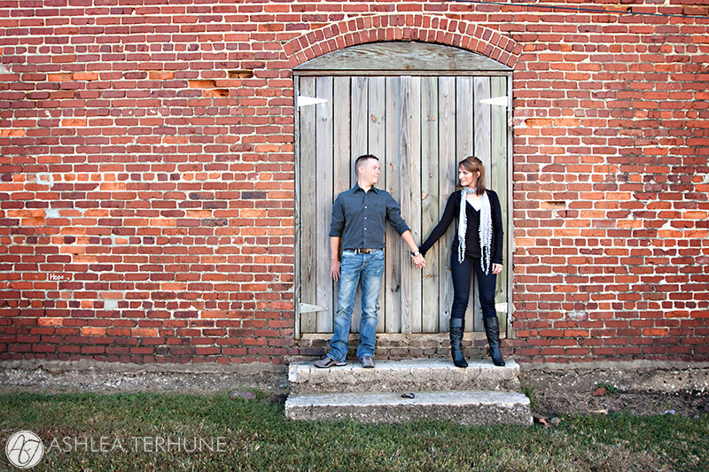 Christina and Robby Murfreesboro Engagement 24