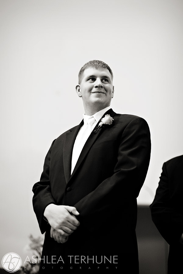 Megan & Will Amber Leaf 10