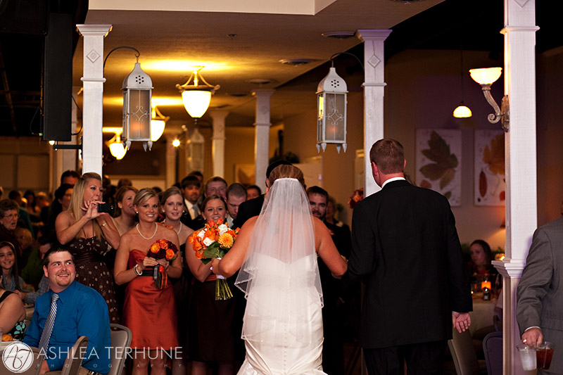 Megan & Will Amber Leaf 25