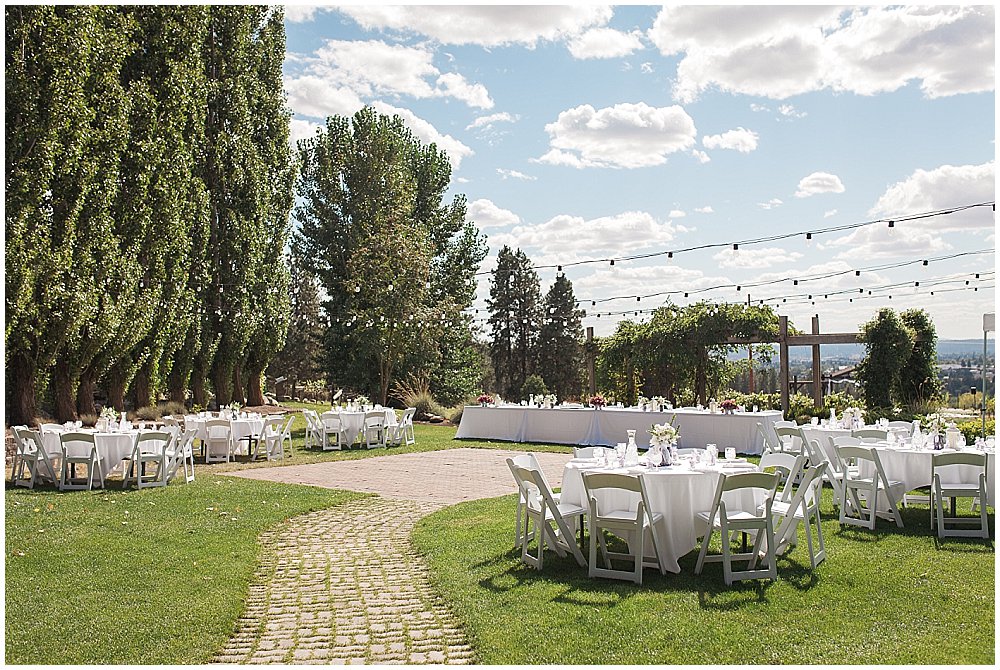 Beacon Hill Wedding Spokane Wedding Photographer 02.jpg