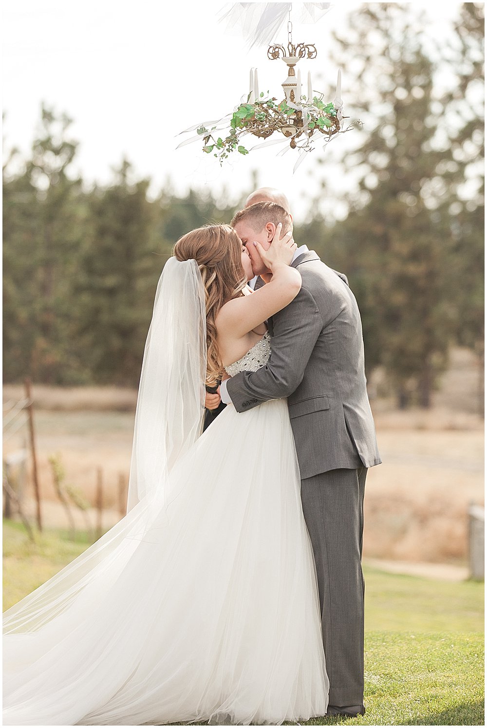 Beacon Hill Wedding Spokane Wedding Photographer 20.jpg