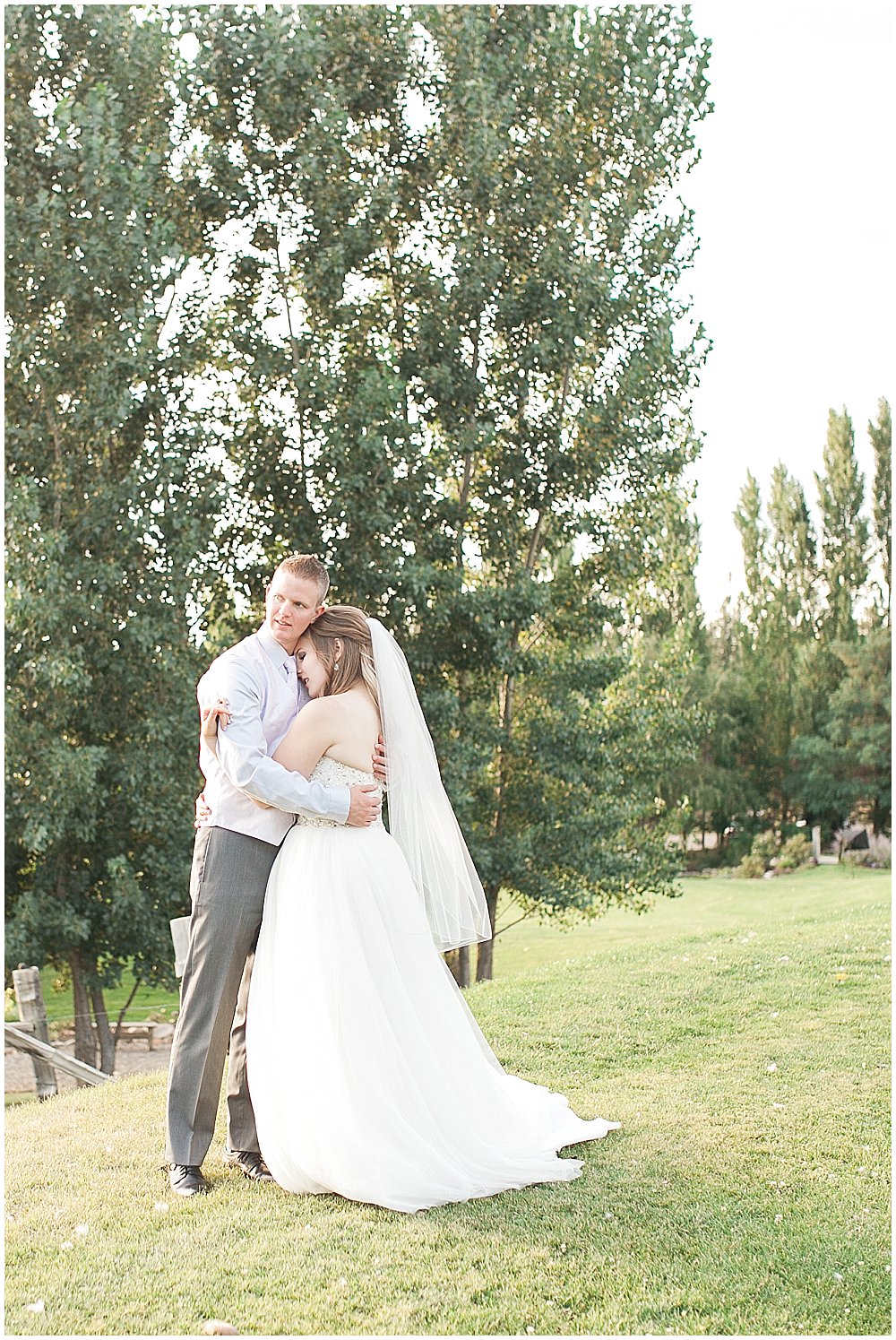 Beacon Hill Wedding Spokane Wedding Photographer 32.jpg