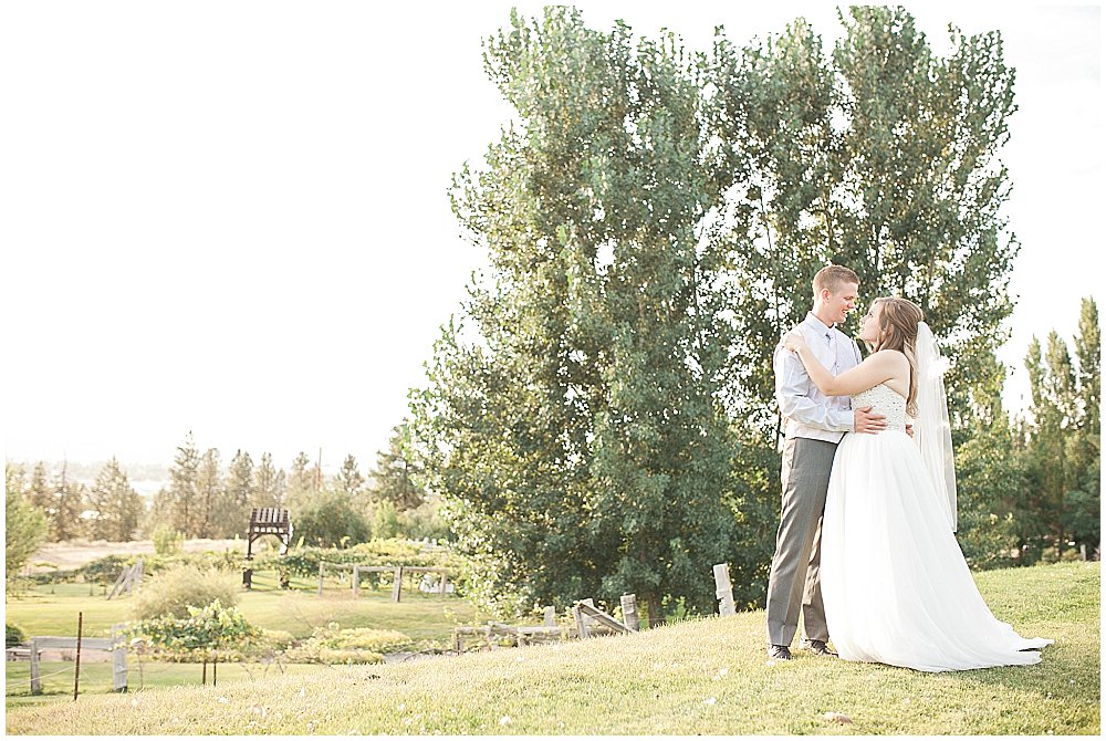 Beacon Hill Wedding Spokane Wedding Photographer 33.jpg